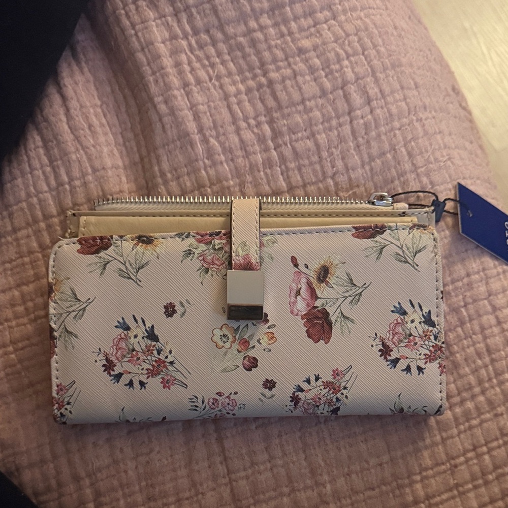 APT 9 wallet